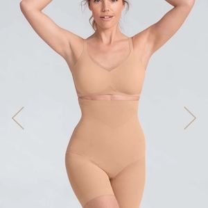 Bodylove SuperPower Shorts